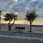 Apartment T *