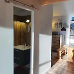 T Apartment *