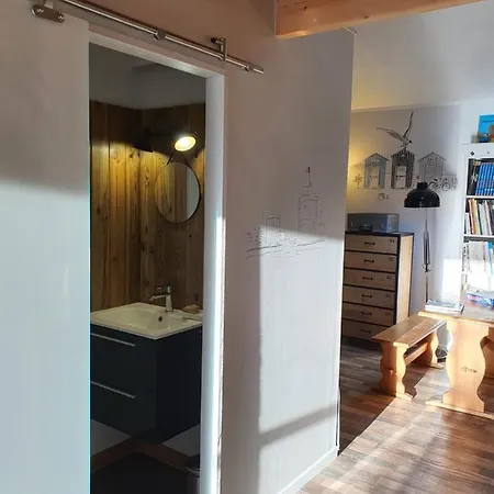 T Apartment *